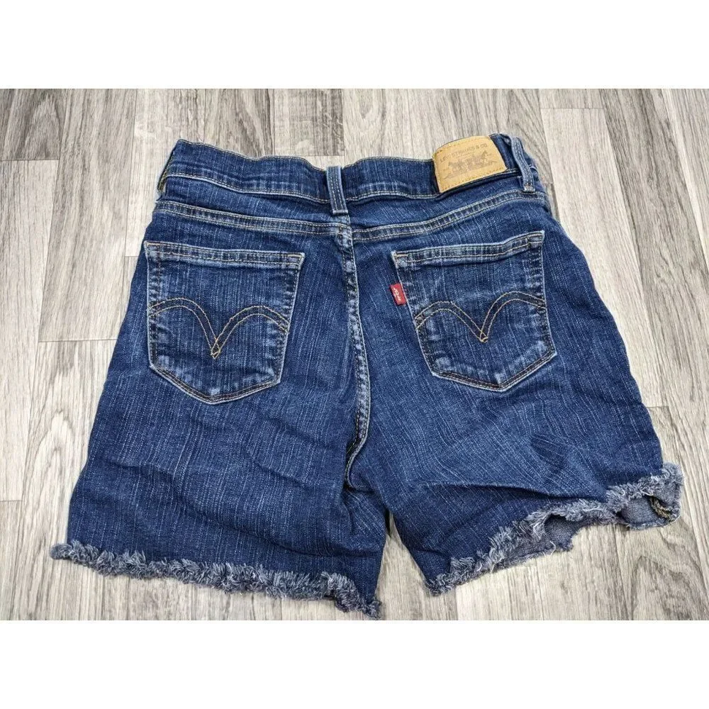 (3/$35)Levis 548 Size 4 Perfectly Slimming Fringe Hem Stretchy Denim Jean Shorts